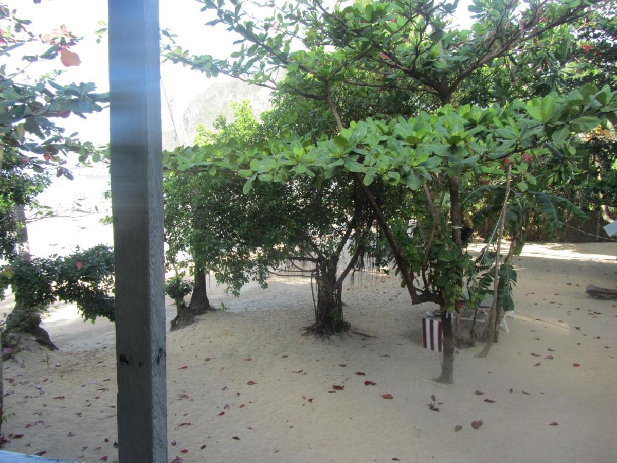 Islandfront Cottages And Restaurant El Nido Exterior photo